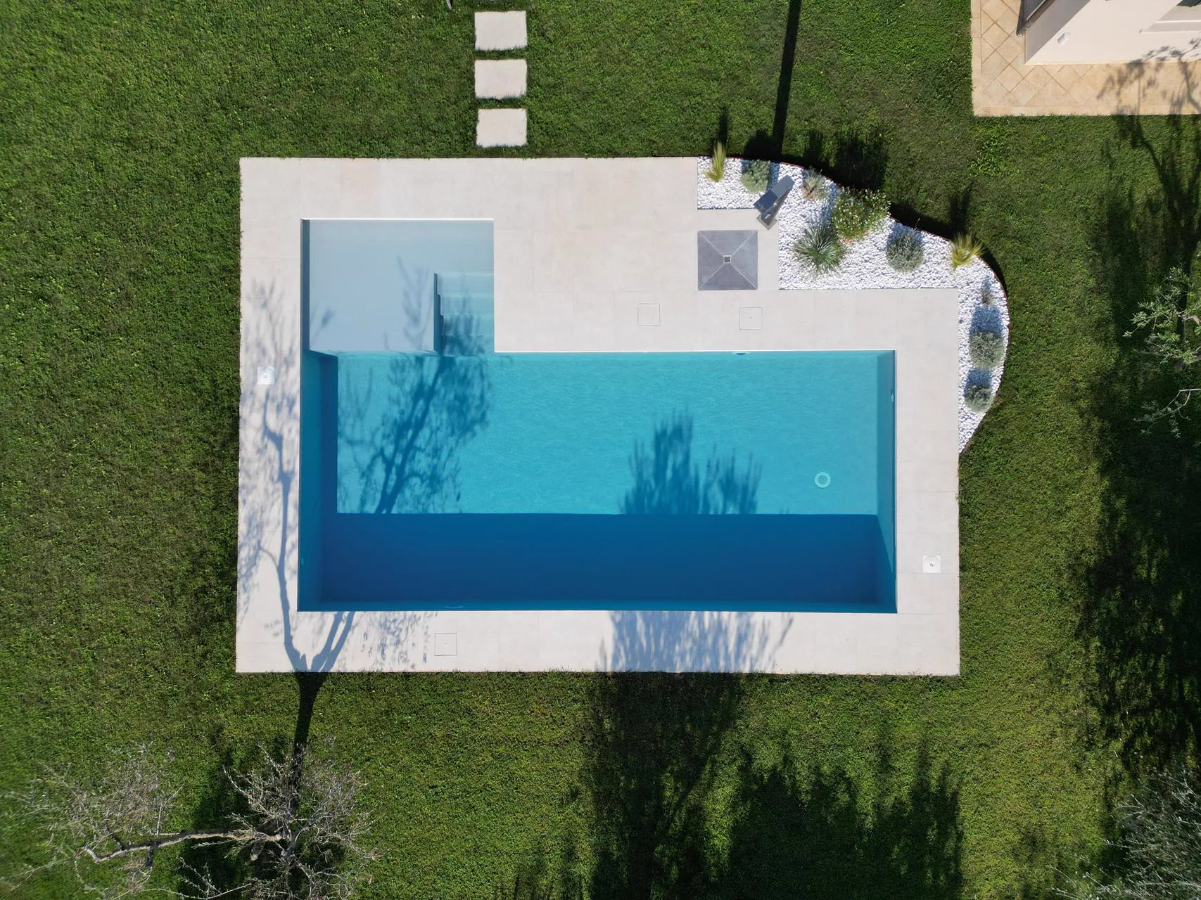 ORCA FEELING PLUS pool liner finish