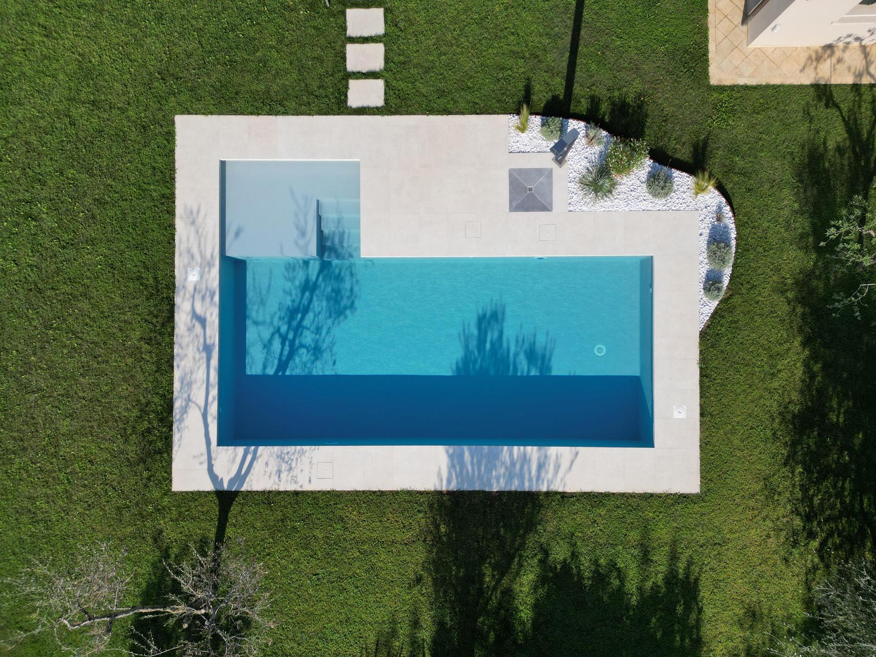 ORCA FEELING PLUS pool liner finish