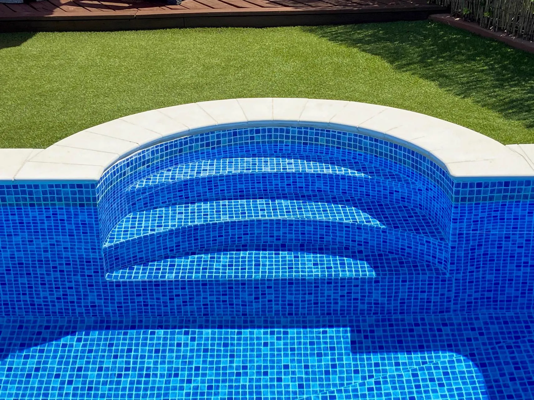 ORCA GRIP pool liner finish